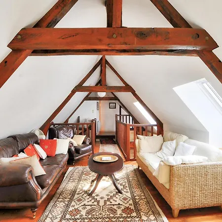 Maison En Pierre Au Pied De La Vezere, Pour 6 *