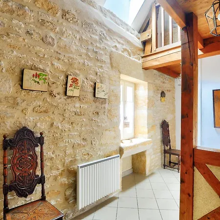 Maison En Pierre Au Pied De La Vezere, Pour 6 *